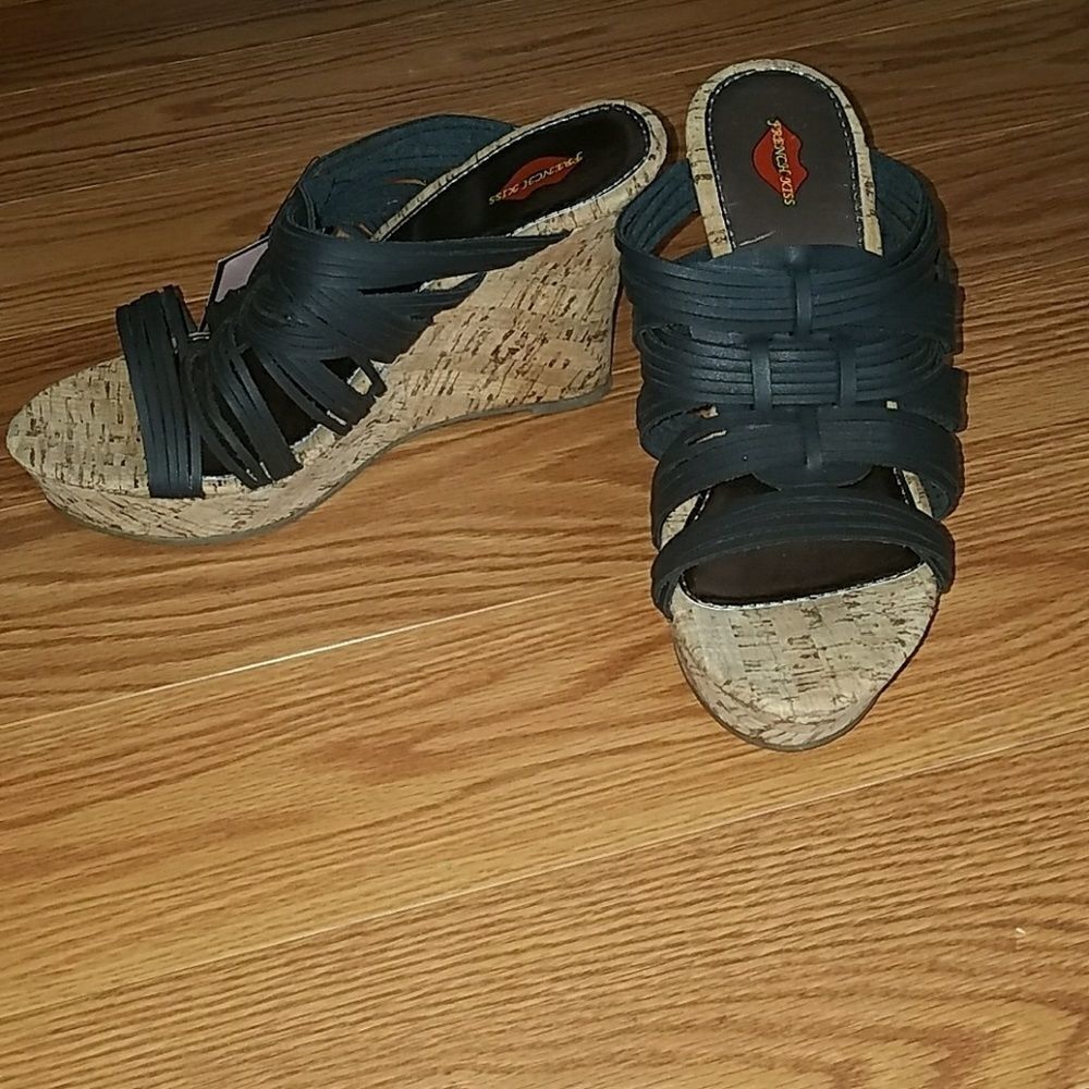 French Kiss cork wedge black platforms Sz. 8.5 NWT